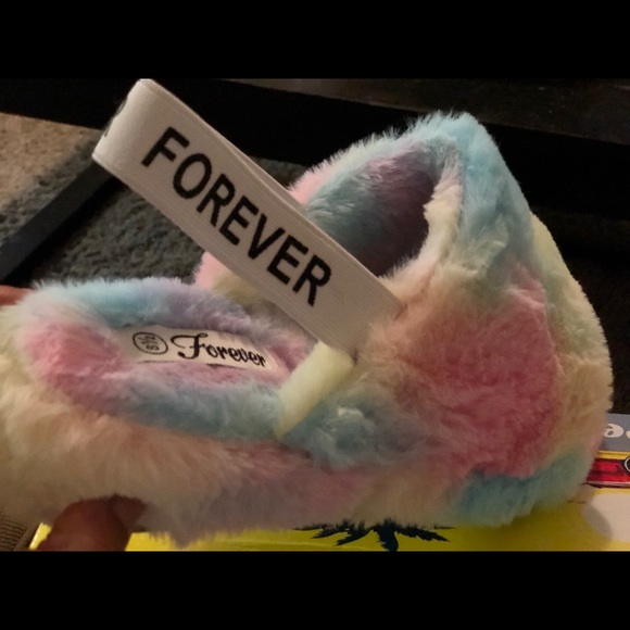 Tie Dye Fur Slides with strap BRAND NEW ALL SIZES - Picture 4 of 5